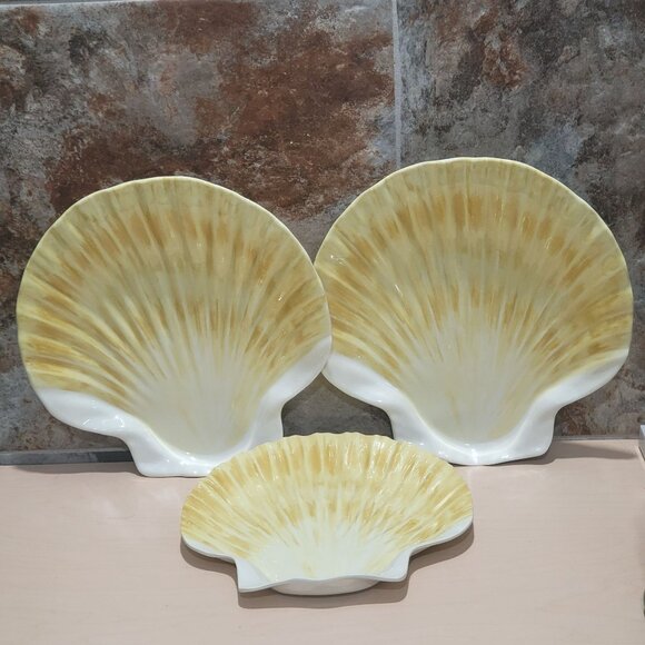 Linens N Things Clam Shell Dinner Salad Plates Cream Yellow Set of 3 - Picture 2 of 10